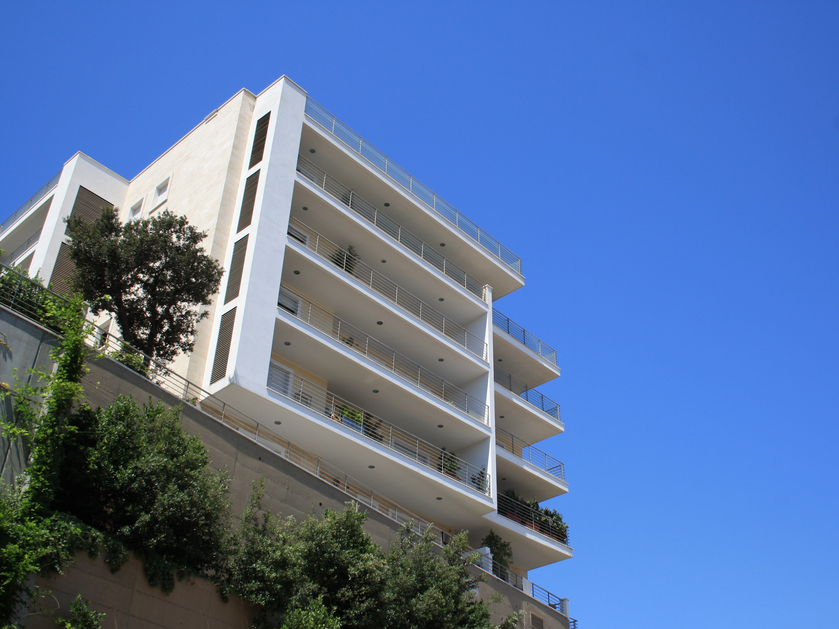 Thumbnail Image 1